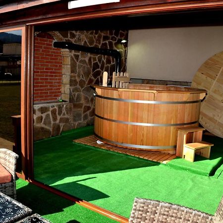 Family Hotel Daisy Borino 외부 사진