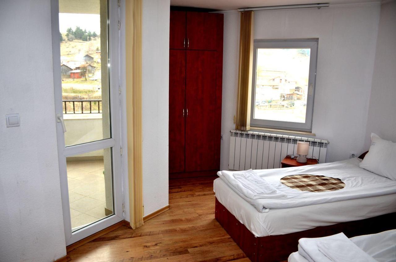 Family Hotel Daisy Borino 외부 사진