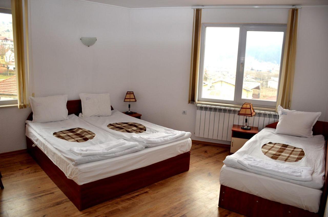 Family Hotel Daisy Borino 외부 사진