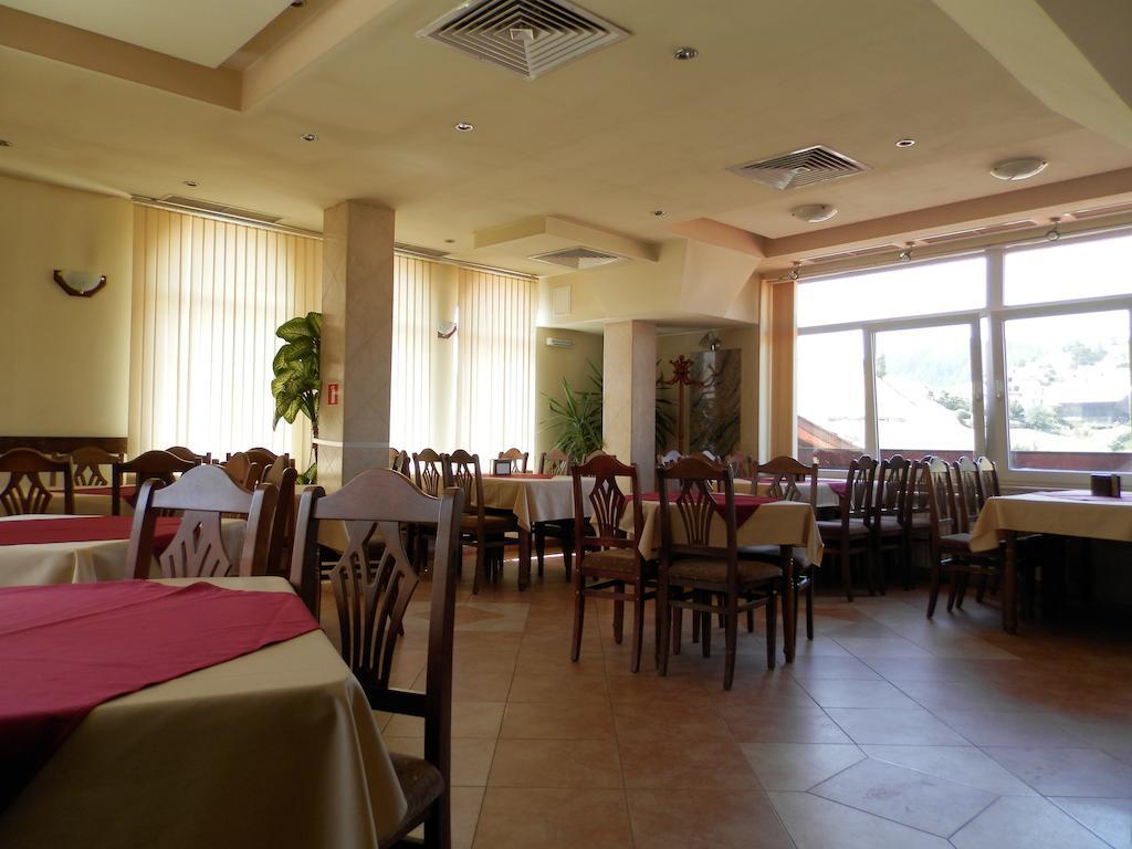 Family Hotel Daisy Borino 외부 사진